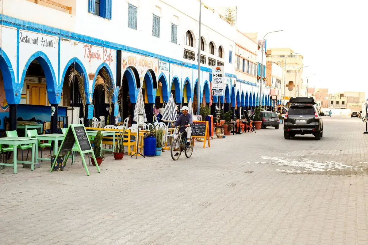 les arcades de Mirleft, à deux pas du camp